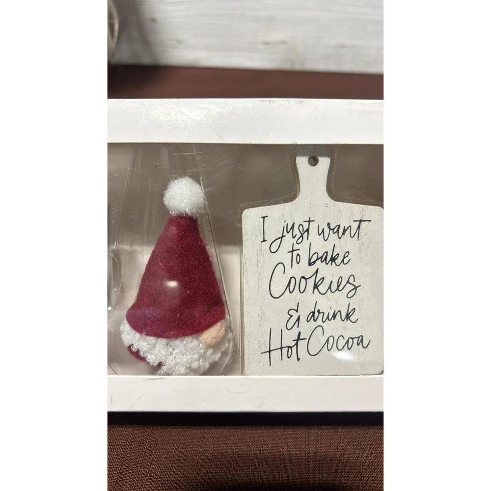 Target Bullseye Hot Cocoa Christmas 2022 Set of 4 Tiered Tray Props New